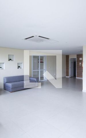 Apartamento à venda com 53m², 2 quartos e 1 vaga Apartamento à venda com 53m², 2 quartos e 1 vagaÁrea comum - Salão de festas