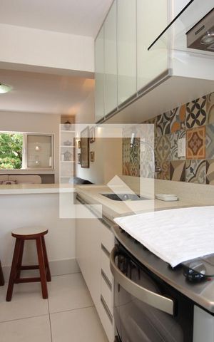 Apartamento para alugar com 62m², 3 quartos e sem vagav