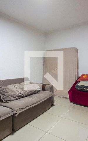 Casa para alugar com 200m², 4 quartos e 3 vagas Casa para alugar com 200m², 4 quartos e 3 vagasSala 2
