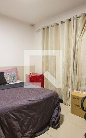 Casa para alugar com 200m², 4 quartos e 3 vagas Casa para alugar com 200m², 4 quartos e 3 vagasQuarto 4