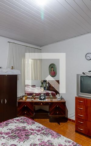 Casa à venda com 260m², 3 quartos e 5 vagas Casa à venda com 260m², 3 quartos e 5 vagasQuarto Casa 1