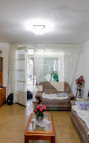 Casa à venda com 260m², 3 quartos e 5 vagas Casa à venda com 260m², 3 quartos e 5 vagasSala Casa 1