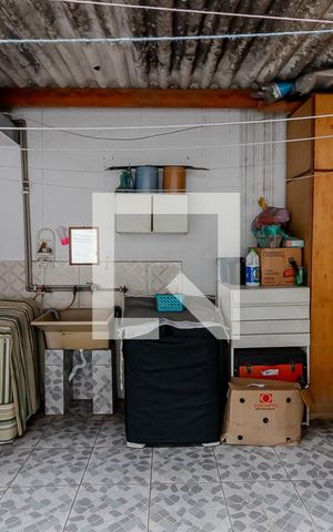 Casa à venda com 260m², 3 quartos e 5 vagas Casa à venda com 260m², 3 quartos e 5 vagasQuintal - Área de Serviço