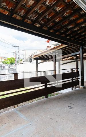 Casa à venda com 300m², 3 quartos e 4 vagas Casa à venda com 300m², 3 quartos e 4 vagasGaragem