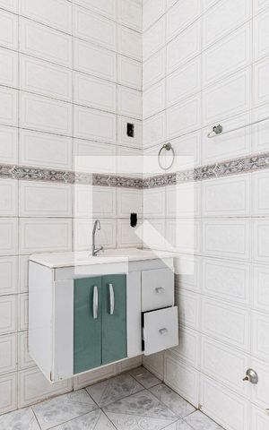 Casa à venda com 300m², 3 quartos e 4 vagas Casa à venda com 300m², 3 quartos e 4 vagasBanheiro da Suíte 2