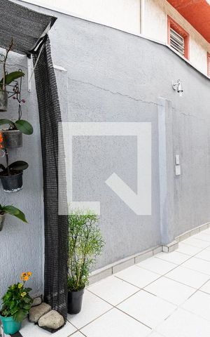 Casa à venda com 200m², 3 quartos e 2 vagas Casa à venda com 200m², 3 quartos e 2 vagasCorredor Externo