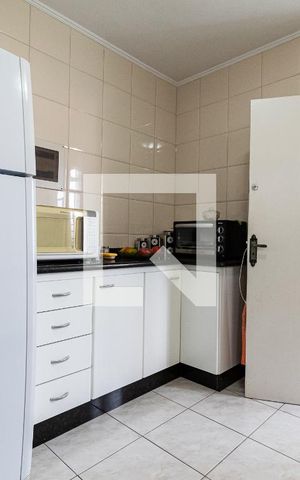 Casa à venda com 200m², 3 quartos e 2 vagas Casa à venda com 200m², 3 quartos e 2 vagasCozinha