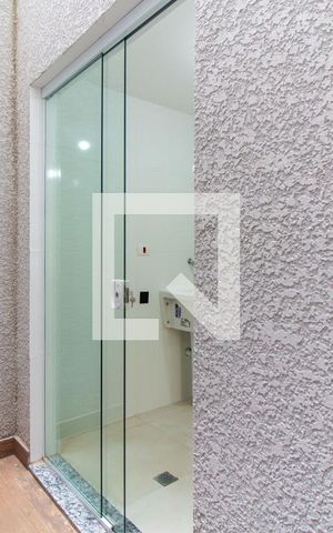 Apartamento à venda com 33m², 1 quarto e sem vaga Apartamento à venda com 33m², 1 quarto e sem vagaÁrea de Serviço