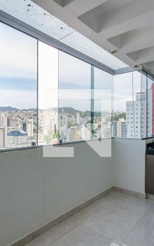 Apartamento à venda com 112m², 3 quartos e 1 vaga Apartamento à venda com 112m², 3 quartos e 1 vagaVaranda da Sala