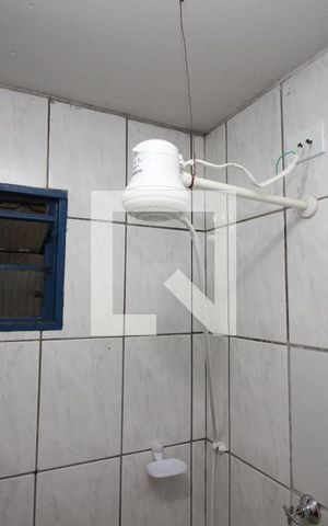 Casa para alugar com 80m², 2 quartos e 3 vagasBanheiro Social