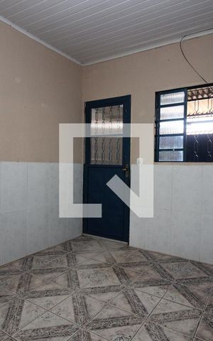 Casa para alugar com 80m², 2 quartos e 3 vagasSala