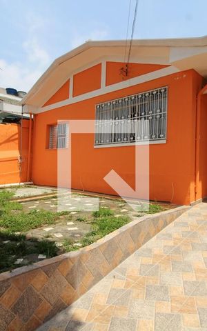 Casa à venda com 168m², 2 quartos e 4 vagasEntrada