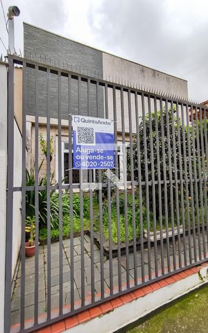 Casa à venda com 344m², 5 quartos e 5 vagas Casa à venda com 344m², 5 quartos e 5 vagasFachada