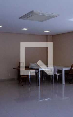 Apartamento à venda com 75m², 2 quartos e 1 vaga Apartamento à venda com 75m², 2 quartos e 1 vagaÁrea comum - Salão de festas