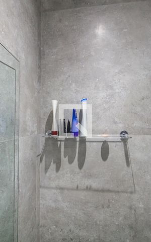 Apartamento à venda com 54m², 1 quarto e 2 vagasBanheiro da Suíte