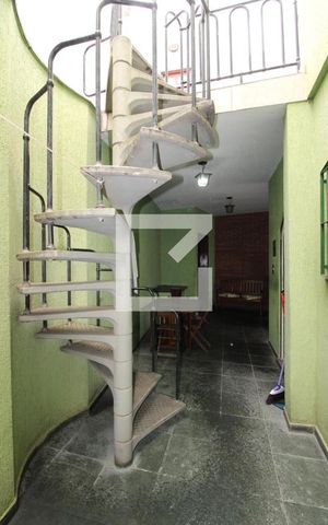Casa para alugar com 210m², 3 quartos e 3 vagasQuintal