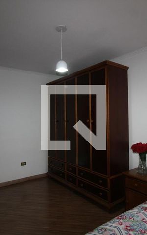 Casa para alugar com 210m², 3 quartos e 3 vagasSuite