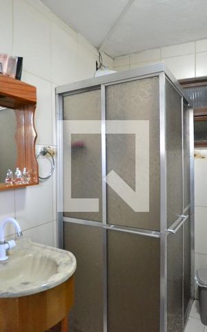 Casa à venda com 130m², 2 quartos e sem vagaBanheiro 2
