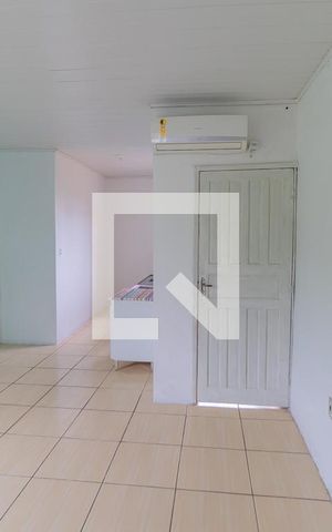 Casa à venda com 180m², 2 quartos e 2 vagasÁrea de Serviço