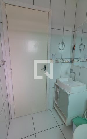 Casa à venda com 180m², 2 quartos e 2 vagasbanheiro quarto 2