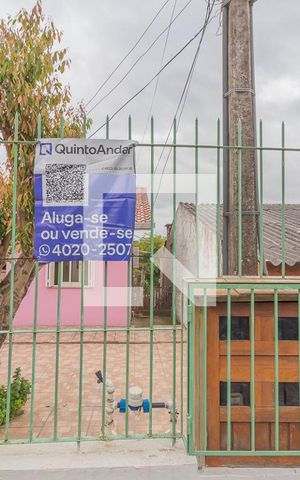 Casa à venda com 180m², 2 quartos e 2 vagasFachada