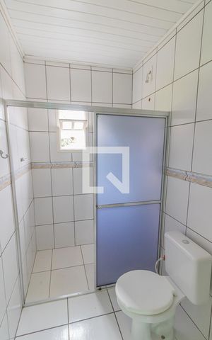 Casa à venda com 180m², 2 quartos e 2 vagasBanheiro
