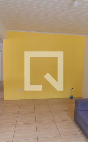 Casa à venda com 180m², 2 quartos e 2 vagasSala