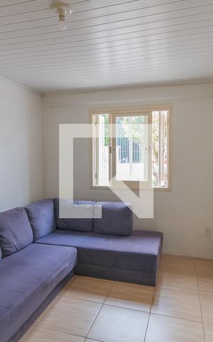 Casa à venda com 180m², 2 quartos e 2 vagasSala