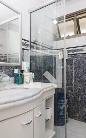Apartamento para alugar com 205m², 3 quartos e 4 vagasBanheiro da Suíte 2