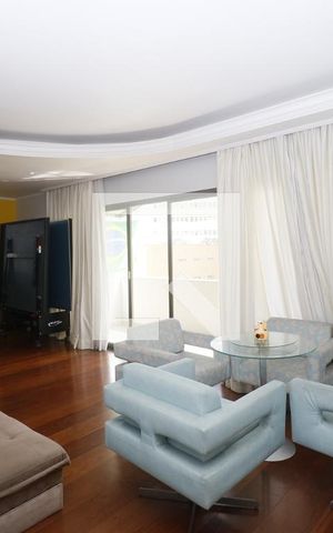 Apartamento para alugar com 205m², 3 quartos e 4 vagasSala