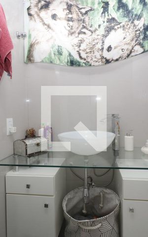 Apartamento para alugar com 205m², 3 quartos e 4 vagasBanheiro da Suíte 1