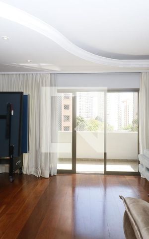 Apartamento para alugar com 205m², 3 quartos e 4 vagasSala