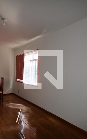 Apartamento para alugar com 90m², 3 quartos e 1 vagaSala