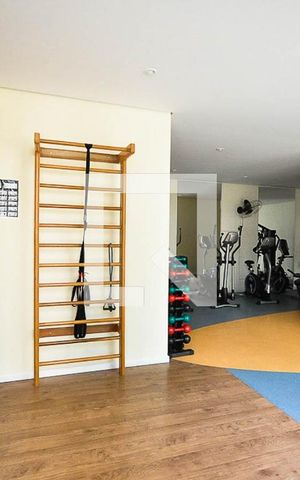 Apartamento à venda com 70m², 3 quartos e 2 vagas Apartamento à venda com 70m², 3 quartos e 2 vagasAcademia