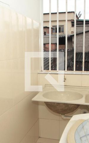 Casa à venda com 90m², 4 quartos e 1 vagaÁrea de serviço 