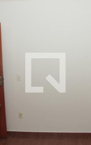 Casa à venda com 90m², 4 quartos e 1 vagaQuarto