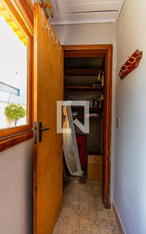 Casa à venda com 164m², 4 quartos e 4 vagas Casa à venda com 164m², 4 quartos e 4 vagasDespensa Churrasqueira