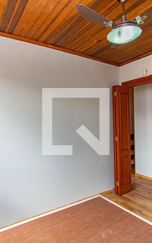 Casa à venda com 164m², 4 quartos e 4 vagas Casa à venda com 164m², 4 quartos e 4 vagasQuarto 3