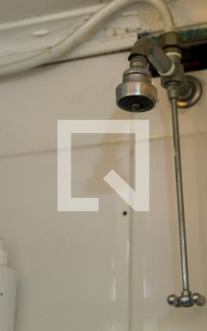 Casa à venda com 300m², 4 quartos e 4 vagasBanheiro da Suíte - Chuveiro