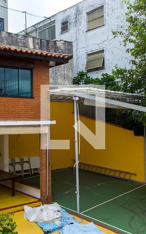 Casa à venda com 300m², 4 quartos e 4 vagasVista do Quarto 4