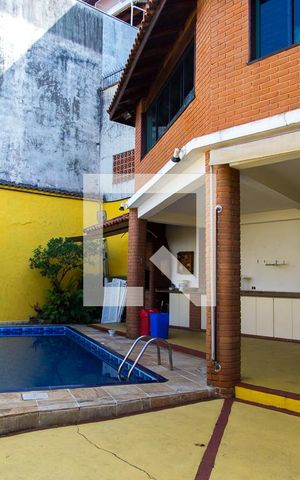 Casa à venda com 300m², 4 quartos e 4 vagasÁrea de Lazer