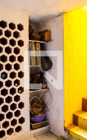 Casa à venda com 300m², 4 quartos e 4 vagasAdega