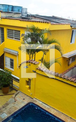 Casa à venda com 300m², 4 quartos e 4 vagasVista do Quarto da Edícula