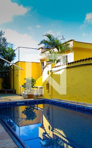 Casa à venda com 300m², 4 quartos e 4 vagasÁrea de Lazer