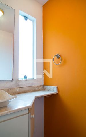 Casa à venda com 300m², 4 quartos e 4 vagasLavabo