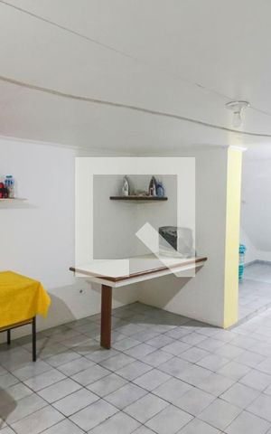Casa à venda com 141m², 3 quartos e 2 vagas Casa à venda com 141m², 3 quartos e 2 vagasLavanderia / Salão