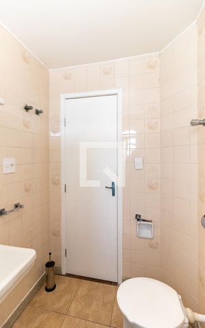 Apartamento à venda com 38m², 1 quarto e 1 vagaBanheiro 