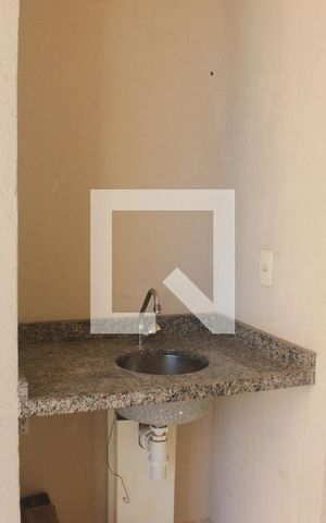 Apartamento à venda com 75m², 3 quartos e 1 vagaSacada