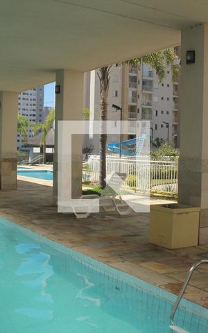 Apartamento à venda com 75m², 3 quartos e 1 vagaÁrea comum - Piscina