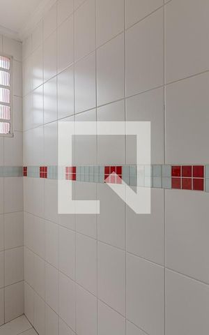 Casa à venda com 3000m², 3 quartos e 1 vaga Casa à venda com 3000m², 3 quartos e 1 vagaBanheiro 2